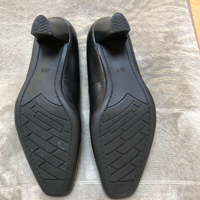 REGAL - お値下げしました!リーガル で購入 FAUVE パンプス 美 REGAL - お値下げしました!リーガル で購入 FAUVE パンプス 美