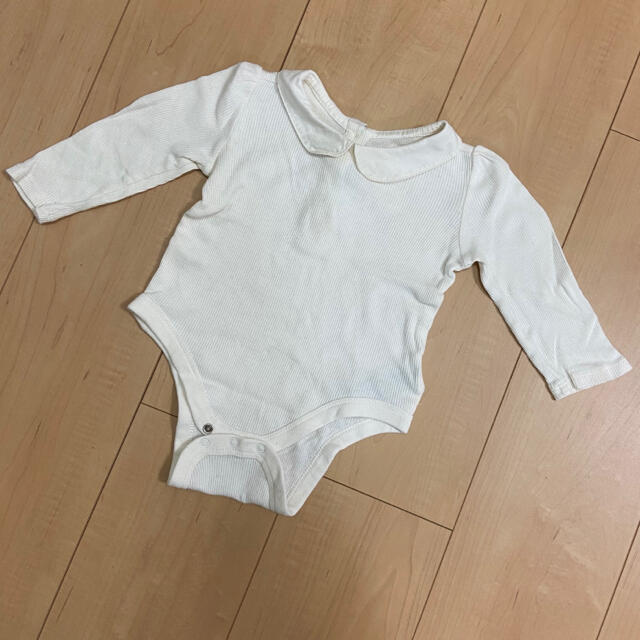 babyGAP(ベビーギャップ)の【即日発送】baby gap 白トップス 　70 キッズ/ベビー/マタニティのベビー服(~85cm)(シャツ/カットソー)の商品写真