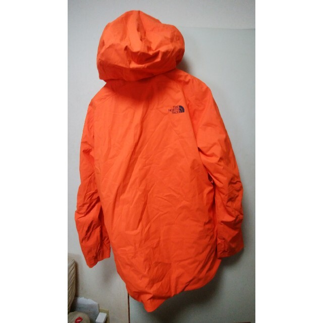 THE NORTH FACE(ザノースフェイス)の新品 THE NORTH FACE PRIMALOFT JACKET XL(2X メンズのジャケット/アウター(ダウンジャケット)の商品写真