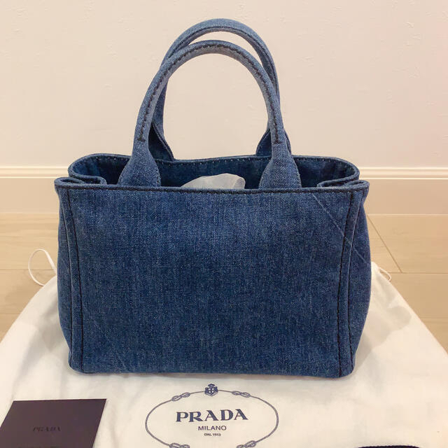 PRADA(プラダ)のPRADAプラダ カナパ新品トート ショルダーバッグ 2wayネイビーブルー青 レディースのバッグ(トートバッグ)の商品写真