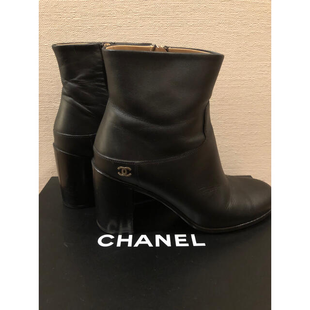 靴/シューズ♪美品♪ シャネル CHANEL ショートブーツ 38