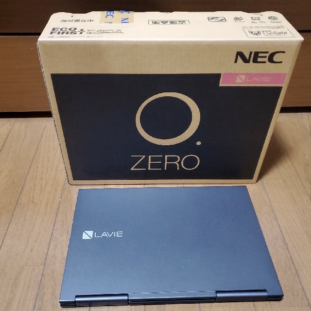 NEC(エヌイーシー)のLAVIE Hybrid ZERO Core i5 office 2013認証済 スマホ/家電/カメラのPC/タブレット(ノートPC)の商品写真