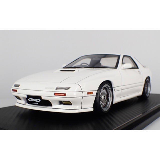 IGNITION MODEL 1/18 FC3S SAVANNA RX-7∞MAZDA