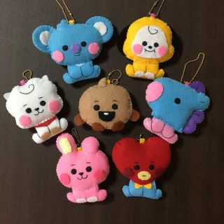 5点セット　BT21 チミー　ぬいぐるみ　キーホルダーとファイル　まとめ売り bts bt21 チミー セット - メルカリ