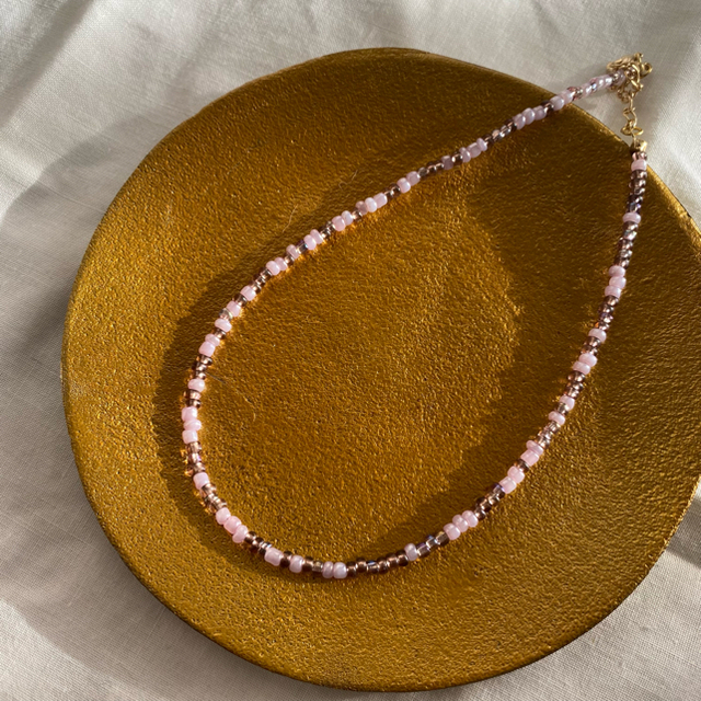 BEAUTY&YOUTH UNITED ARROWS(ビューティアンドユースユナイテッドアローズ)の［LIMITED SALE］ pail pink beads necklaces ハンドメイドのアクセサリー(ネックレス)の商品写真