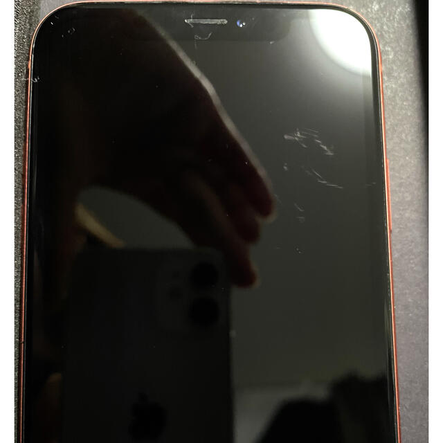 iPhone(アイフォーン)のiPhone XR 本体　コーラルピンク　64GB スマホ/家電/カメラのスマートフォン/携帯電話(スマートフォン本体)の商品写真