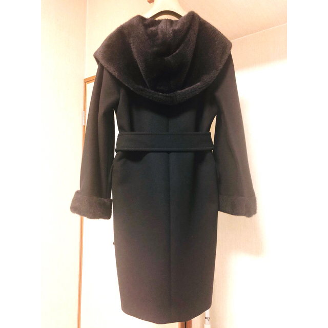 Max Mara(マックスマーラ)の美品★ Max Mara ガウンコート　36 レディースのジャケット/アウター(ガウンコート)の商品写真