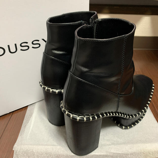 moussy(マウジー)のゆう様専用 MOUSSY  WOOD SOLE BOOTS レディースの靴/シューズ(ブーツ)の商品写真