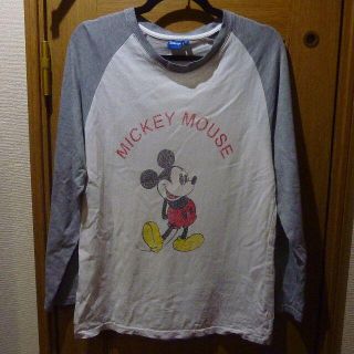 ディズニー(Disney)のディズニー　ミッキーのＴシャツ(長袖)　サイズＭ　<f357>(Tシャツ/カットソー(七分/長袖))