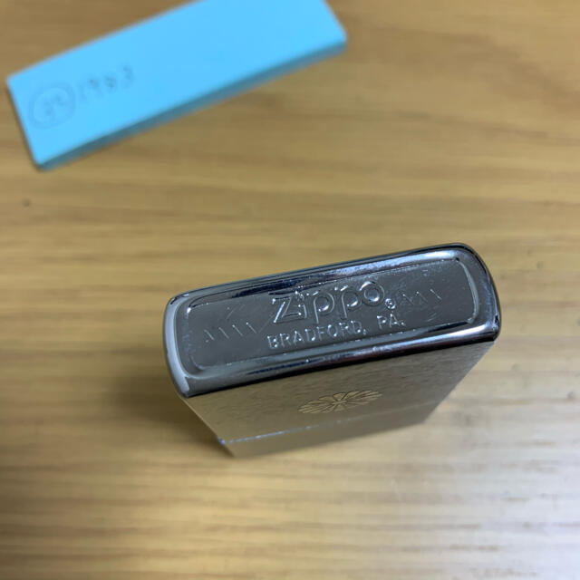 ZIPPO(ジッポー)の35 菊花紋章 zippo 1983 メンズのファッション小物(タバコグッズ)の商品写真