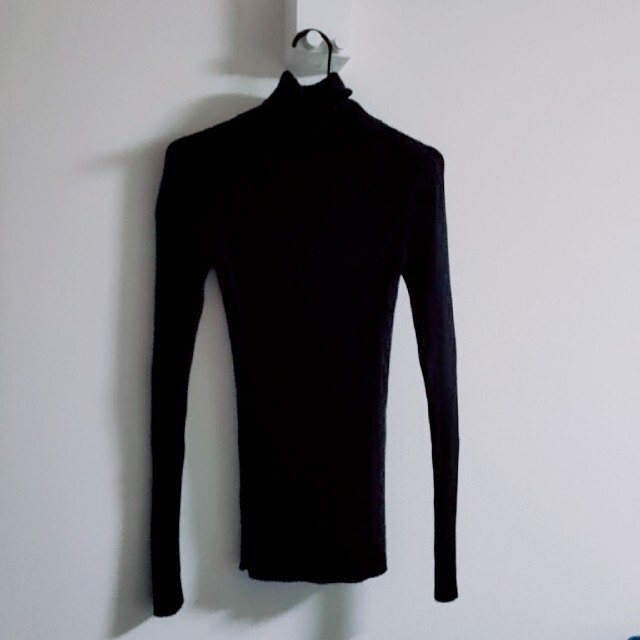 MUJI (無印良品)(ムジルシリョウヒン)の無印良品　首のチクチクを抑えた太リブ　タートルネック洗えるセーター 婦人Ｍ・黒 レディースのトップス(ニット/セーター)の商品写真