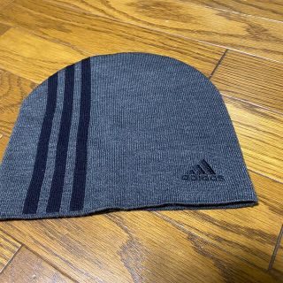 アディダス(adidas)のadidas ニット帽(ニット帽/ビーニー)