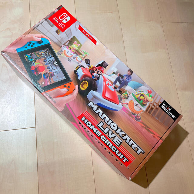 Nintendo Switch(ニンテンドースイッチ)のマリオカート　ライブ　ホームサーキット　マリオセット エンタメ/ホビーのゲームソフト/ゲーム機本体(家庭用ゲームソフト)の商品写真