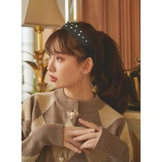 スナイデル(SNIDEL)のherlipto Velour Pearl Headband 実物写真あり❤︎(カチューシャ)