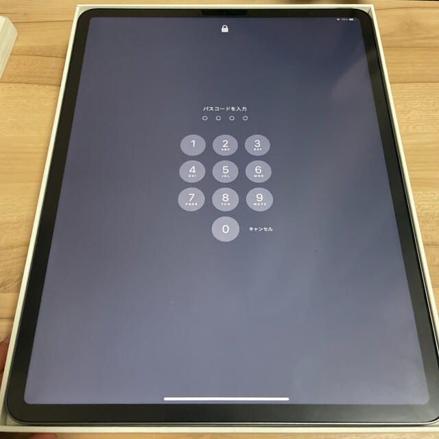 スマホ/家電/カメラiPad Pro 12.9 2020年モデルスペースグレー128gb wifi