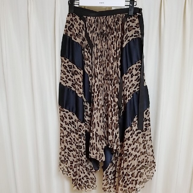 sacai - sacaiレオパードスカートの通販 by mika's shop|サカイならラクマ