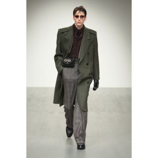 ジョンローレンスサリバン(JOHN LAWRENCE SULLIVAN)の最終値下げ　JOHNLAWRENCESULLIVAN 18aw チェスターコート(チェスターコート)