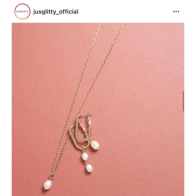 JUSGLITTY(ジャスグリッティー)のノベルティー　イヤリング＆ネックレス レディースのアクセサリー(ネックレス)の商品写真