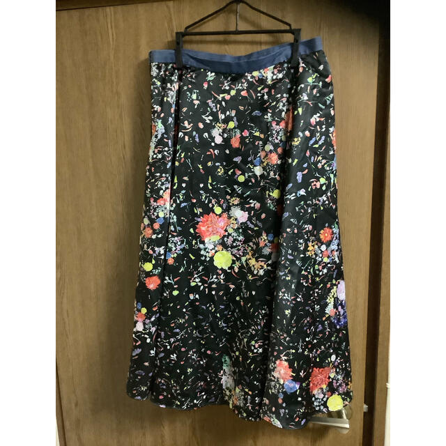 DIESEL(ディーゼル)のDIESEL 花柄スカート レディースのスカート(ロングスカート)の商品写真