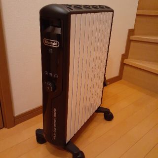 デロンギ(DeLonghi)のリアル様専用(オイルヒーター)