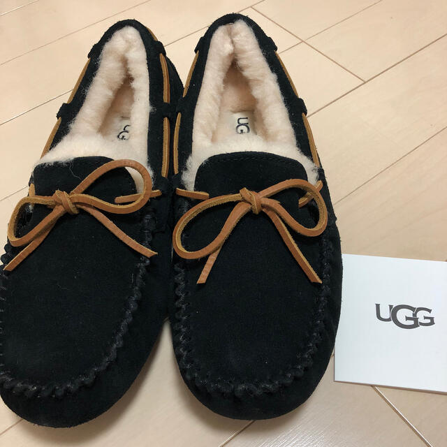 UGG アグ モカシン ダコタ 24cm ブラック - スリッポン/モカシン