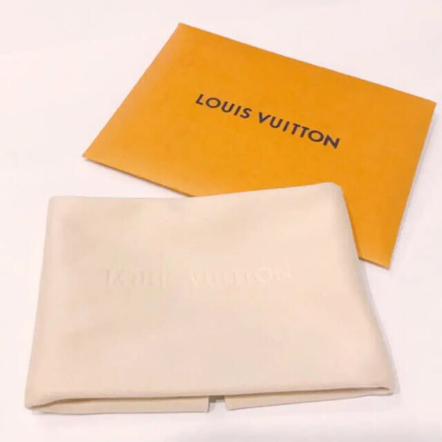 LOUIS VUITTON(ルイヴィトン)のルイヴィトン　スマホクリーナー スマホ/家電/カメラのスマホアクセサリー(その他)の商品写真