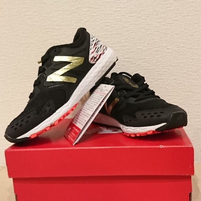 New Balance(ニューバランス)のニューバランス スニーカー 17㎝ キッズ/ベビー/マタニティのキッズ靴/シューズ(15cm~)(スニーカー)の商品写真