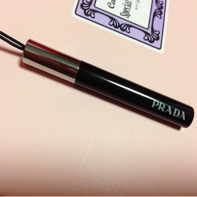 PRADA(プラダ)のプラダ♡タッチパネルペン*ストラップ スマホ/家電/カメラのスマホアクセサリー(ストラップ/イヤホンジャック)の商品写真