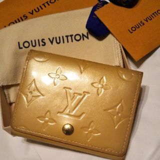 ルイヴィトン(LOUIS VUITTON)のルイヴィトン　ヴェルニ名刺入れ(名刺入れ/定期入れ)