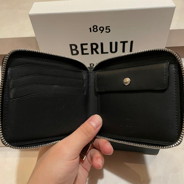 格安販売の Berluti - 専用 折り財布 - zoopalic.com