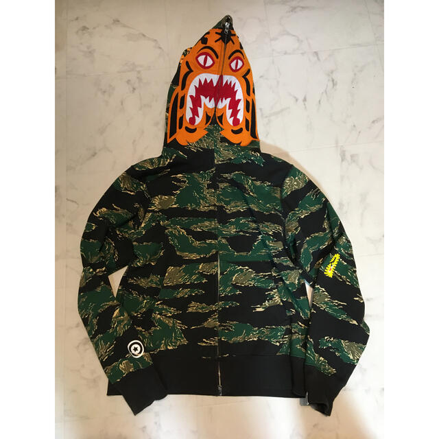 A BATHING APE  タイガー　カモ　パーカー　M 迷彩パーカー