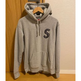 シュプリーム(Supreme)のsupreme s logo hooded  L(パーカー)