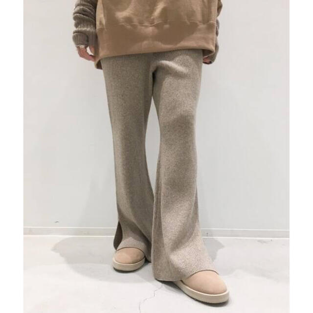 L'Appartement DEUXIEME CLASSE(アパルトモンドゥーズィエムクラス)のL'Appartement KNIT PANTS レディースのパンツ(カジュアルパンツ)の商品写真