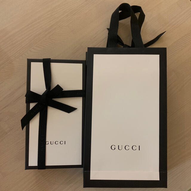 Gucci - GUCCI長財布箱☆リボン☆ショッパーのセットの通販 by あさ