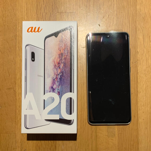 Galaxy A20 ホワイト