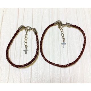 ペアブレスレット茶.クロス（2点で1商品）(ブレスレット)