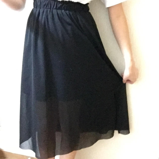 Kastane(カスタネ)のカスタネ黒 スカート レディースのスカート(ひざ丈スカート)の商品写真