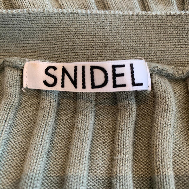 SNIDEL(スナイデル)のsnidel 稲垣莉生 さん　着用　ニット　ワンピ レディースのワンピース(ひざ丈ワンピース)の商品写真