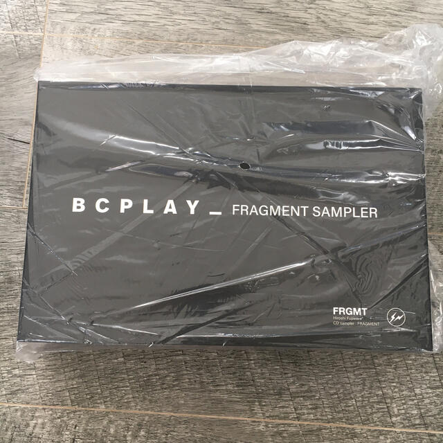 FRAGMENT(フラグメント)の【新品】BCPLAY_FPAGMENT SAMPLER スマホ/家電/カメラのオーディオ機器(ポータブルプレーヤー)の商品写真