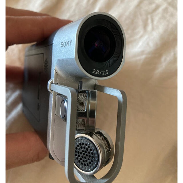 SONY(ソニー)のSONY HDR MV-1  生産完了品 スマホ/家電/カメラのカメラ(ビデオカメラ)の商品写真