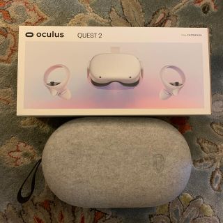 Oculus Quest 2 64GB ホワイト　純正ケース付き　未使用(家庭用ゲーム機本体)
