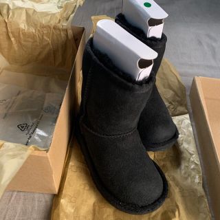 アグ(UGG)の美品　UGG キッズムートンブーツ　15cm(ブーツ)