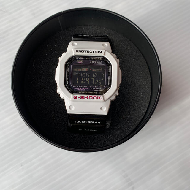 カシオ　G-SHOCK   GWX-5600B  ソーラー電波