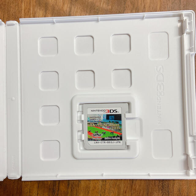 ダービースタリオンGOLD 3DS エンタメ/ホビーのゲームソフト/ゲーム機本体(携帯用ゲームソフト)の商品写真