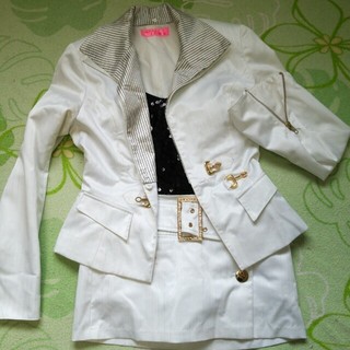 IRMA白スーツ6000円～値下げ♪(スーツ)