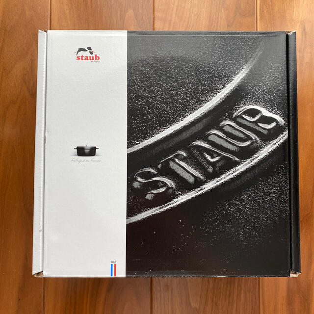 STAUB - ストウブ 鍋 ピコ・ココット ラウンド ブラックの通販 by だっ
