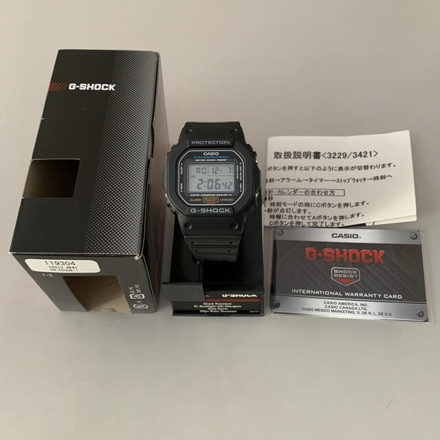 G-SHOCK(ジーショック)のG-SHOCK DW-5600 海外モデル メンズの時計(腕時計(デジタル))の商品写真