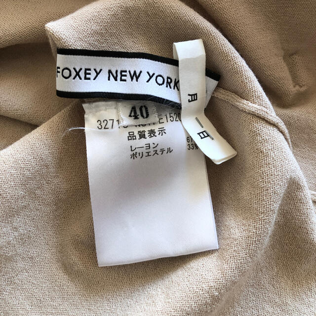 FOXEY(フォクシー)のフォーダームーン様専用　foxyフォクシー　ニューヨークトップス　ストレッチ40 レディースのトップス(ニット/セーター)の商品写真