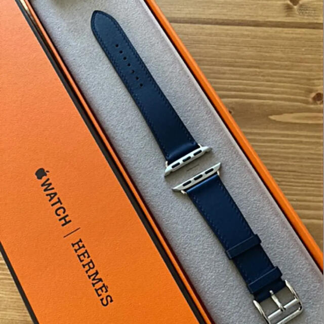 Hermes(エルメス)の【 pan様専用】Apple Watch Hermès - 40mm  レディースのアクセサリー(ブレスレット/バングル)の商品写真
