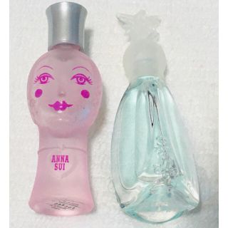 アナスイ(ANNA SUI)のアナスイオードトワレミニサイズ２個シークレットウィッシュ＆ドーリーガール　香水(香水(女性用))